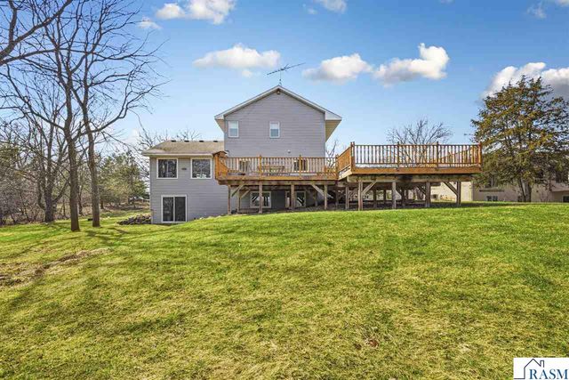 616 Ridge Road, Henderson, MN 56044