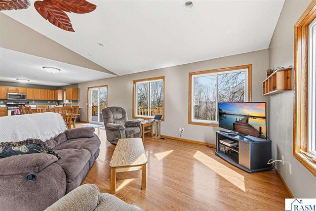 616 Ridge Road, Henderson, MN 56044