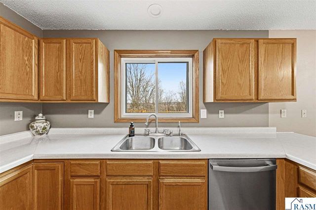 616 Ridge Road, Henderson, MN 56044