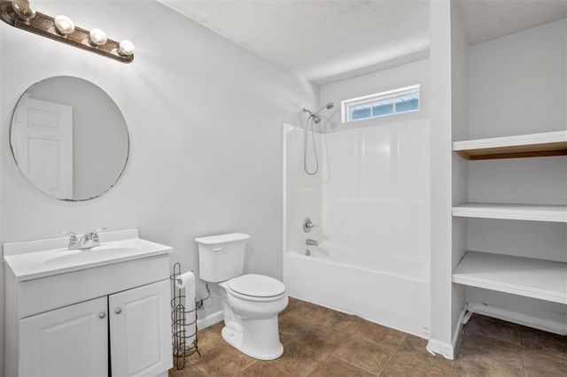 2312 Channel St Street, Lake Charles, LA 70601