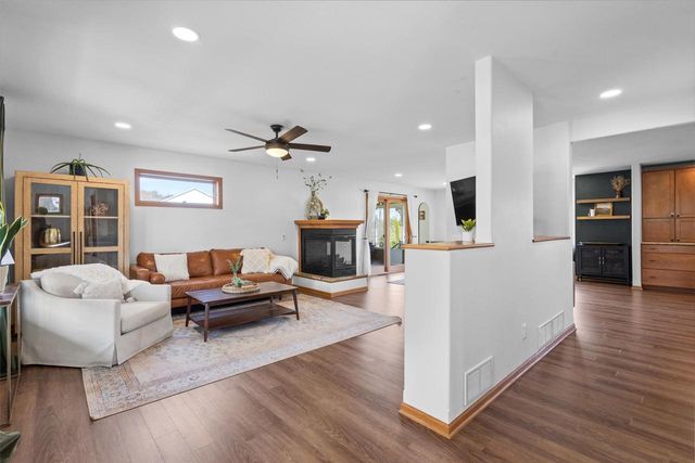 7008 Laufenberg Boulevard, Cross Plains, WI 53528