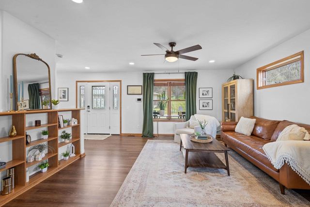 7008 Laufenberg Boulevard, Cross Plains, WI 53528