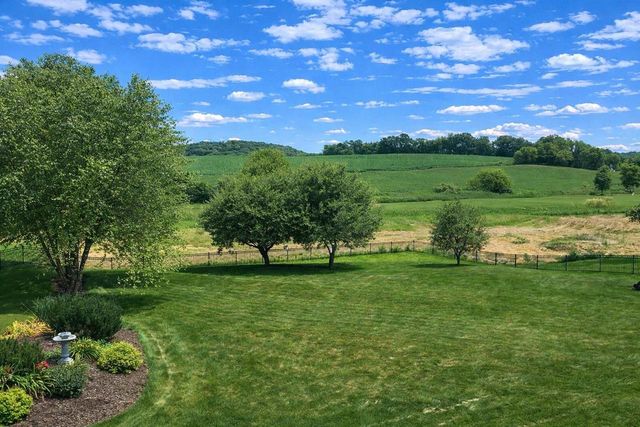 7008 Laufenberg Boulevard, Cross Plains, WI 53528