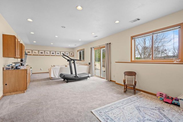 7008 Laufenberg Boulevard, Cross Plains, WI 53528