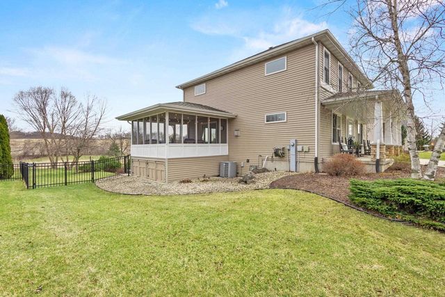 7008 Laufenberg Boulevard, Cross Plains, WI 53528