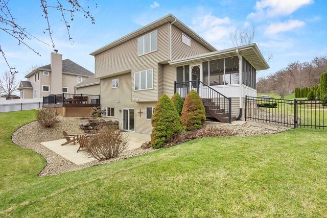 7008 Laufenberg Boulevard, Cross Plains, WI 53528