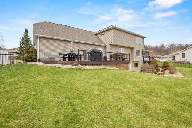 7008 Laufenberg Boulevard, Cross Plains, WI 53528