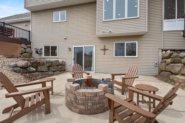7008 Laufenberg Boulevard, Cross Plains, WI 53528