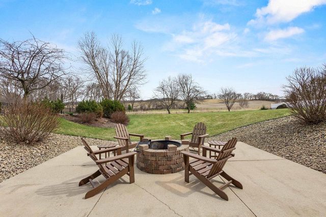 7008 Laufenberg Boulevard, Cross Plains, WI 53528