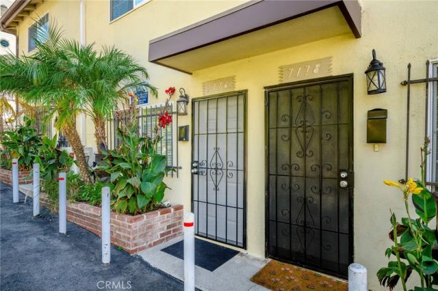 7176 Valmont Street, Tujunga, CA 91042