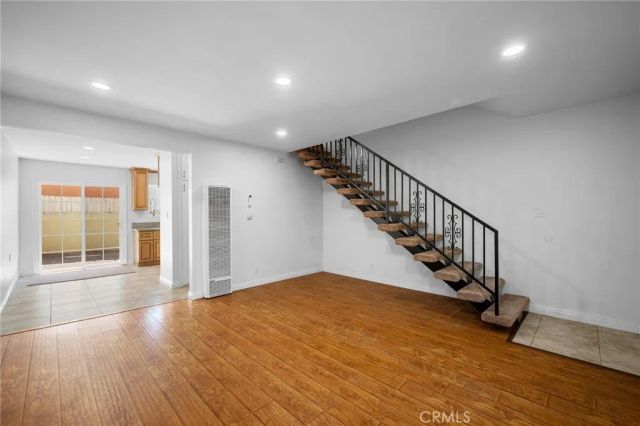 7176 Valmont Street, Tujunga, CA 91042