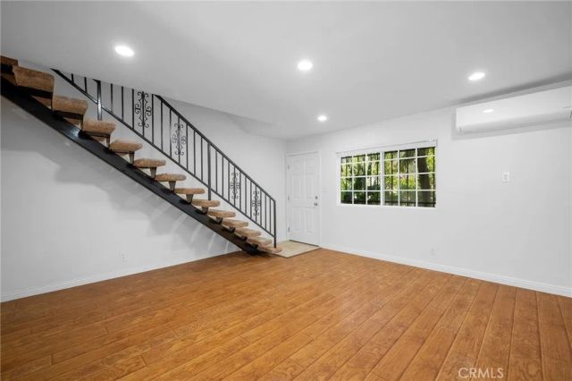 7176 Valmont Street, Tujunga, CA 91042