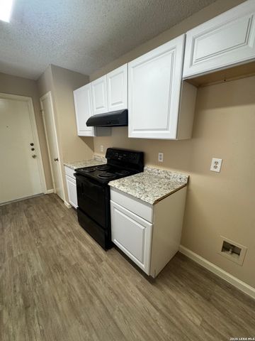 7018 Silver Canyon, San Antonio, TX 78244