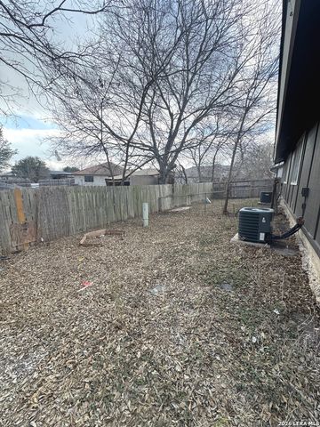 7018 Silver Canyon, San Antonio, TX 78244