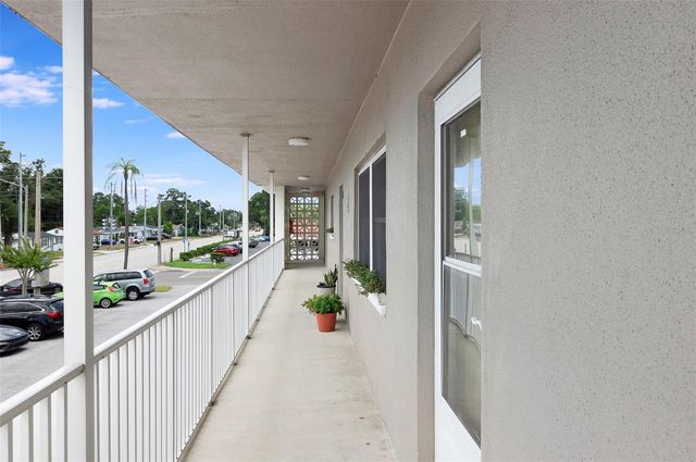 1225 58TH STREET N 203A, St Petersburg, FL 33710