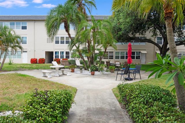 1225 58TH STREET N 203A, St Petersburg, FL 33710