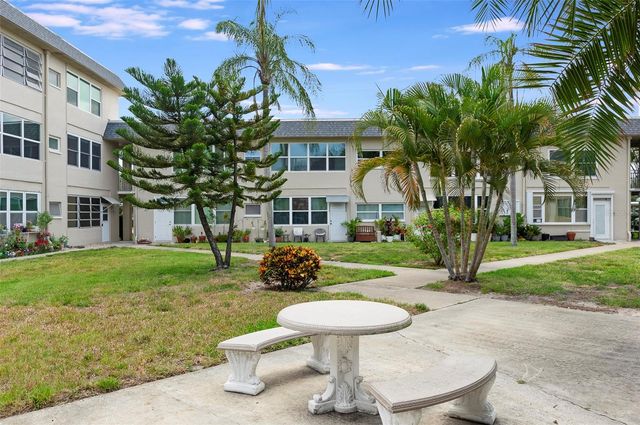 1225 58TH STREET N 203A, St Petersburg, FL 33710