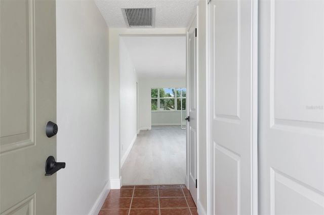 1225 58TH STREET N 203A, St Petersburg, FL 33710