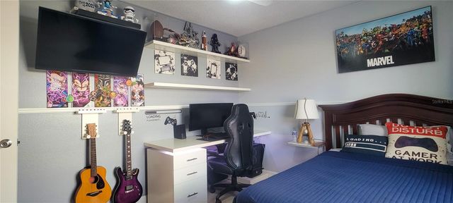 3567 65TH AVENUE CIRCLE E, Sarasota, FL 34243