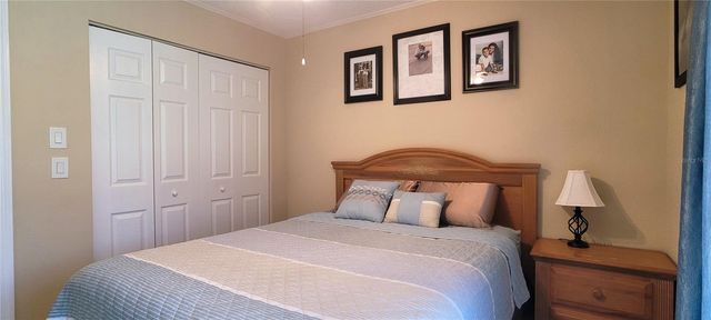 3567 65TH AVENUE CIRCLE E, Sarasota, FL 34243