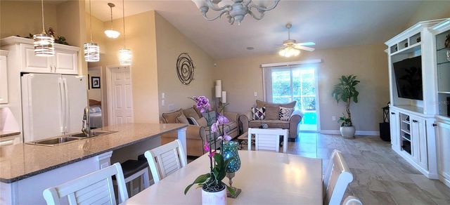 3567 65TH AVENUE CIRCLE E, Sarasota, FL 34243