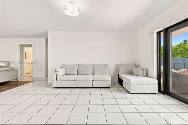 1911 SW 126th Ct, Miami, FL 33175