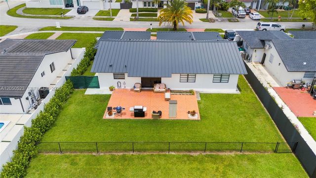 1911 SW 126th Ct, Miami, FL 33175