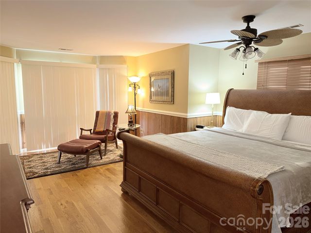 111 Burning Tree Lane, Flat Rock, NC 28731