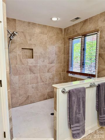 111 Burning Tree Lane, Flat Rock, NC 28731