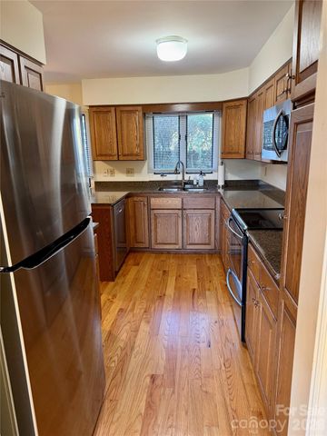 111 Burning Tree Lane, Flat Rock, NC 28731