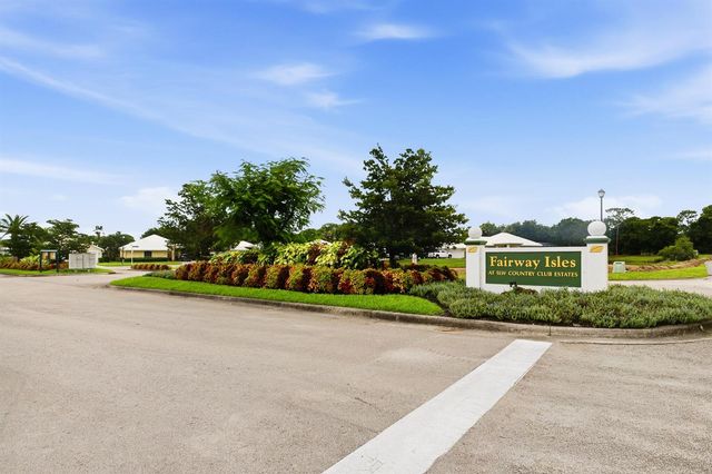 441 SW Fairway Landing, Port St. Lucie, FL 34986