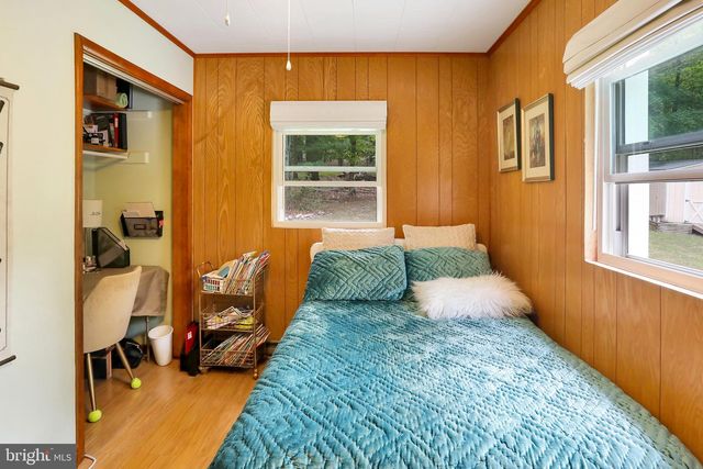 74 ROLLING LN, Harpers Ferry, WV 25425
