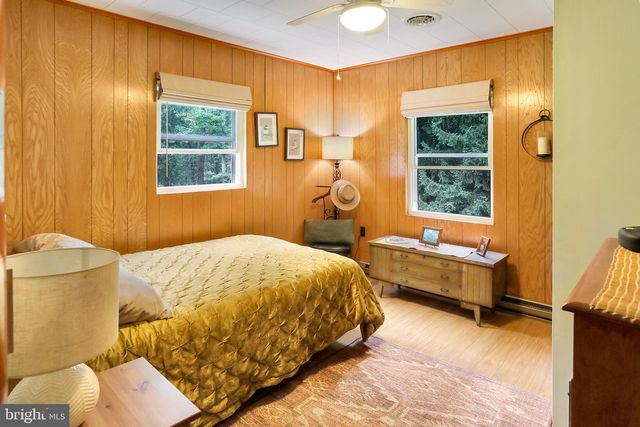 74 ROLLING LN, Harpers Ferry, WV 25425
