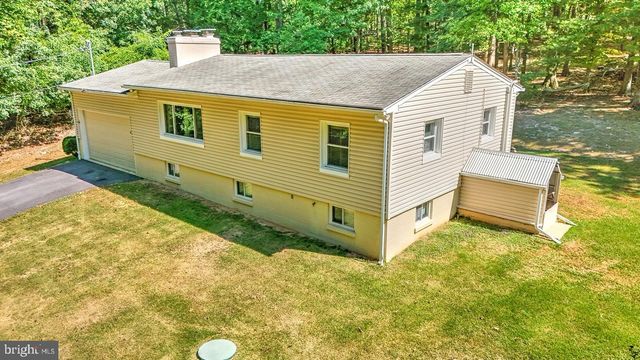 74 ROLLING LN, Harpers Ferry, WV 25425