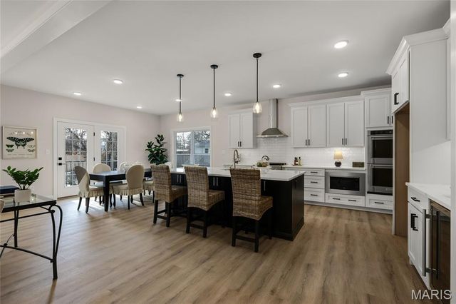 8832 Moritz Avenue, Brentwood, MO 63144