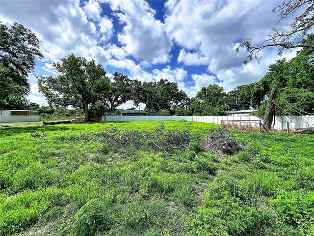 ROBSON, Seffner, FL 33584