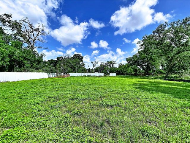 ROBSON, Seffner, FL 33584