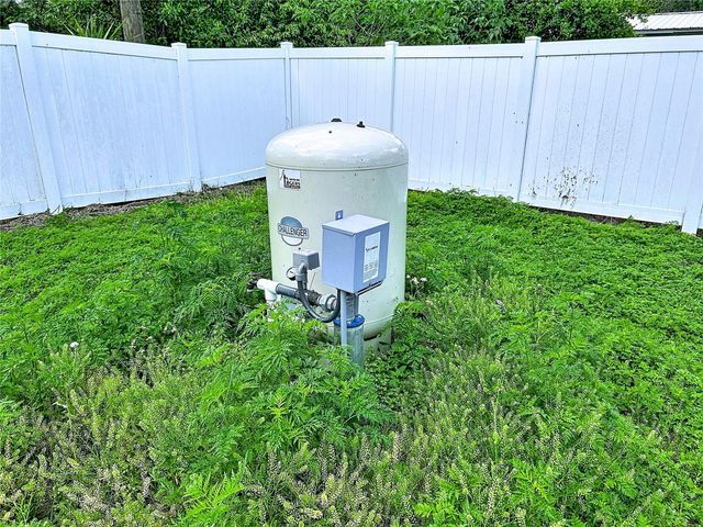 ROBSON, Seffner, FL 33584