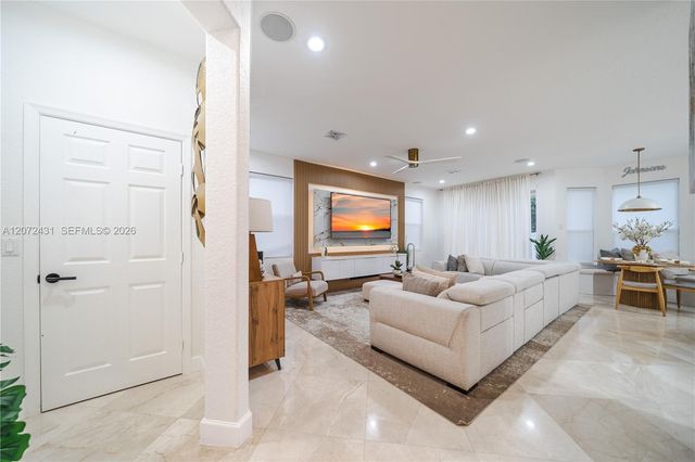 5261 SW 159th Avenue, Miramar, FL 33027