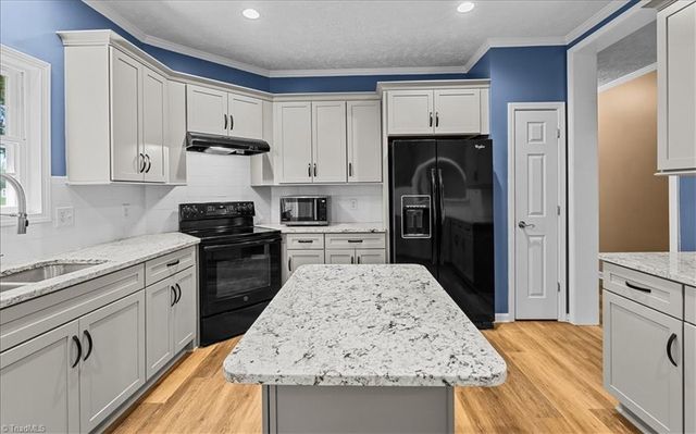 596 Greenbrier Farm Trail, Siler City, NC 27344