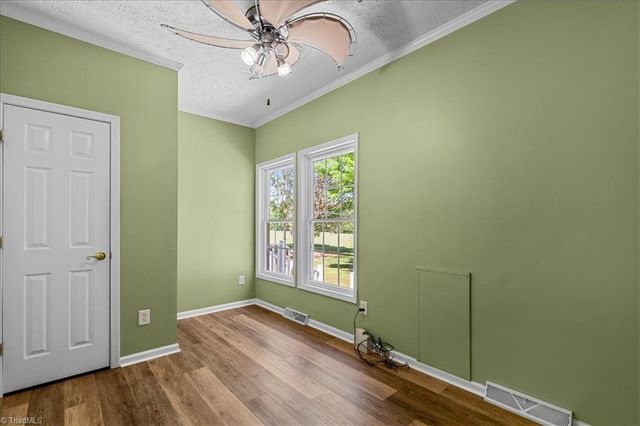 596 Greenbrier Farm Trail, Siler City, NC 27344