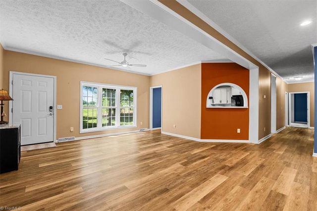 596 Greenbrier Farm Trail, Siler City, NC 27344