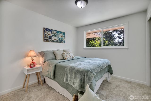 18415 9th Street E, Lake Tapps, WA 98391