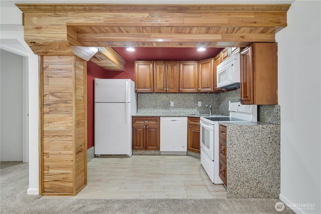 18415 9th Street E, Lake Tapps, WA 98391