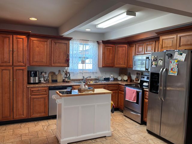 169 E Maryland Avenue, Whitwell, TN 37397