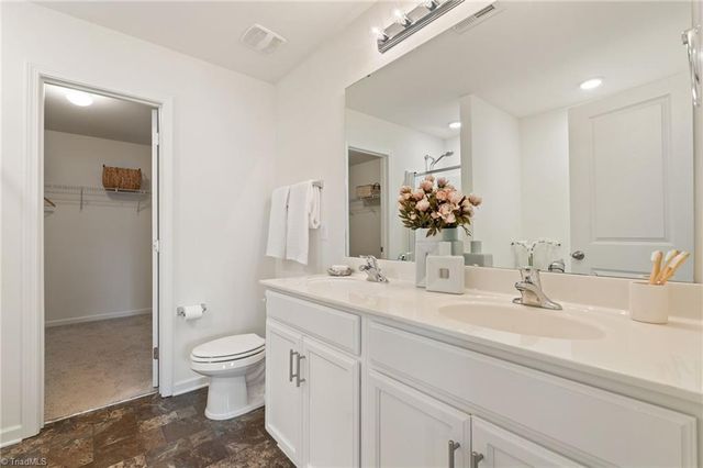 1316 Aurora Glen Drive, Winston-salem, NC 27045