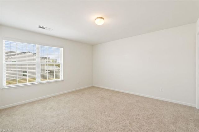 1316 Aurora Glen Drive, Winston-salem, NC 27045