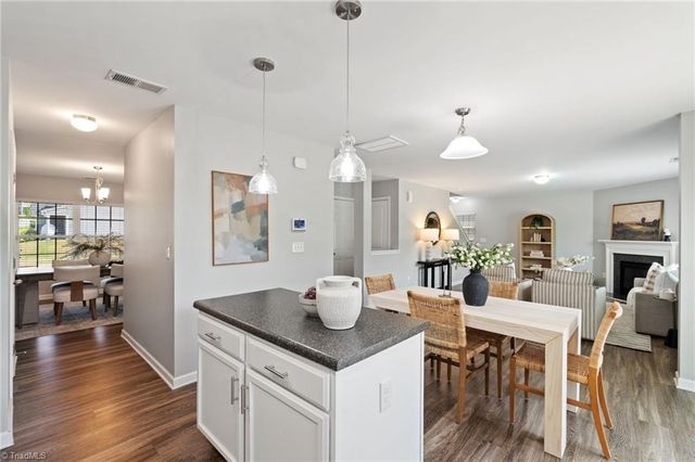 1316 Aurora Glen Drive, Winston-salem, NC 27045