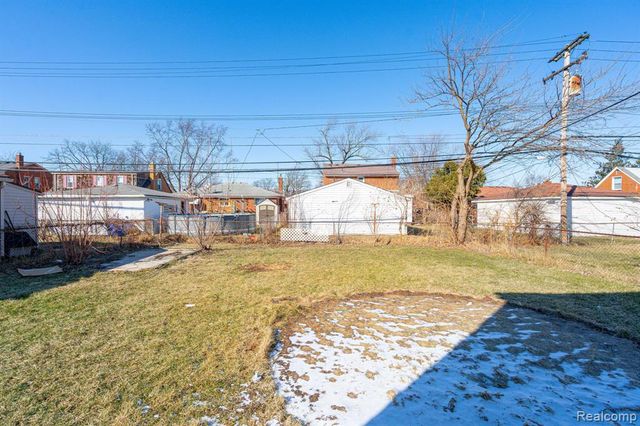 18327 E 13 Mile Road, Fraser, MI 48026