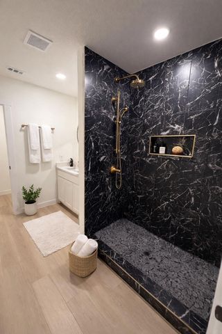 469 W Fulton Street, Van Alstyne, TX 75495